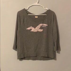 Medium grey hollister top